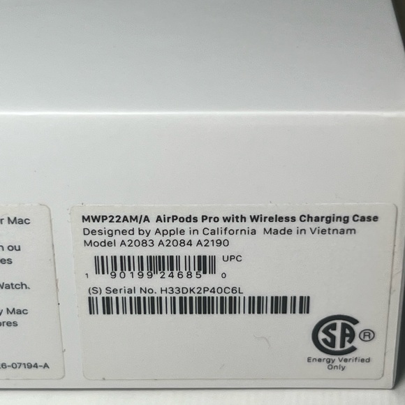 AirPods Pro BOX + oem charger cable + covers - Picture 7 of 7